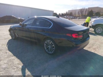 BMW Seria 5 G30-G31 2021 BMW Seria 5 530i 2021 2.0 Benzyna 248KM, zdjęcie 3