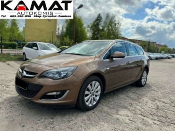 Opel Astra J Sports Tourer Facelifting 1.6 CDTI  136KM 2014 Opel Astra Opel Astra J Enjoy 1,6 Diesel 136KM Zamiana 1.6 Diesel 136KM