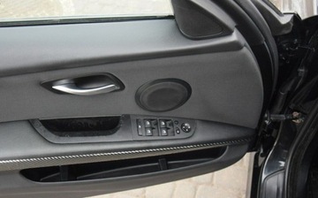 BMW Seria 3 E90-91-92-93 Limuzyna E90 318i 143KM 2008 BMW Seria 3 2.0B 2008r Navi Nowe Opony Zadbany 2.0 Benzyna 143KM, zdjęcie 14