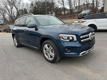 Mercedes GLB 2021 Mercedes-Benz GLB 250 4Matic 2021 2.0l 2.0 Benzyna 221KM, zdjęcie 3