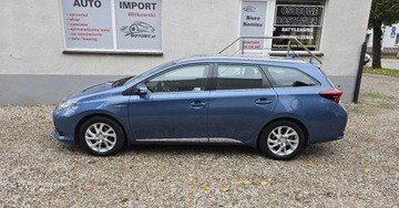 Toyota Auris II Touring Sports Facelifting 1.8 Hybrid 136KM 2017 Toyota Auris 1,8 benzyna Hybryda 136 KM automat Salon Polska II wlasciciel, zdjęcie 2