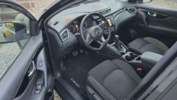 Nissan Qashqai II Crossover Facelifting 1.3 DIG-T  160KM 2019 Nissan Qashqai 1,3 benzyna 160 KM NAVI automat OPLACONY 1.3 Benzyna 160KM, zdjęcie 5
