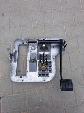 PODSTAWA BLACHA PŁYTA PEDAŁÓW AUTOMAT VOLVO FH FM 9 12 13