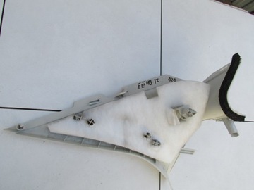 PLASTIK OSŁONA SŁUPKA TYŁ FOCUS MK3 HB 2012 ROK