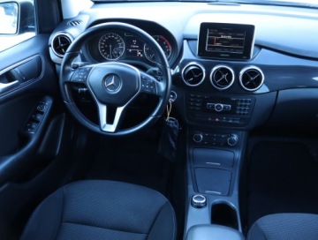 Mercedes Klasa B W246 Sports Tourer 180 CDI BlueEFFICIENCY 109KM 2012 Mercedes B B 180 CDI, Serwis ASO, Automat, Navi, zdjęcie 6