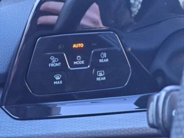 Volkswagen Golf VIII GTI 2.0 TSI 245KM 2021 Volkswagen Golf GTI Faktura VAT Kamera FULL LED 2.0 Benzyna 245KM, zdjęcie 16