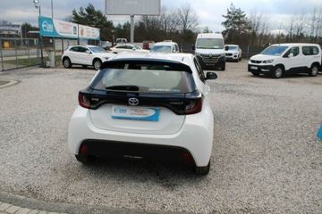 Toyota Yaris IV 2022 Toyota Yaris Hybrid 1.5 Comfort Kamer, zdjęcie 6