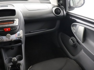 Citroen C1 I Hatchback 3d Facelifting 1.0 i 68KM 2009 Citroen C1 1.0, Klima, zdjęcie 7