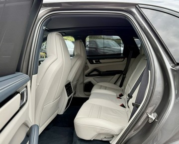 Porsche Cayenne III 2020 Porsche Cayenne 462KM,E-hybrid,Full wersja, zdjęcie 9