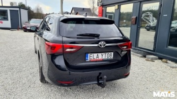 Toyota Avensis III Sedan Facelifting 2015 1.8 Valvematic 147KM 2016 Toyota Avensis 1.8BENZ manual Navi climatronic bi xenony Nowe Sprzeglo, zdjęcie 16