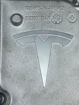 МОТОР Tesla Y ИНВЕРТОРНЫЙ ПРИВОД 1379914-02-A