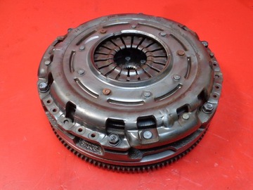 KOLO DVOUHMOTNÉ SPOJKA HYUNDAI TUCSON IV 1.6 T-GDI 23200-2M710 21-24