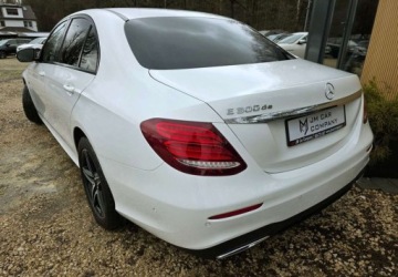Mercedes Klasa E W213 Limuzyna 2.0 350 313KM 2020 Mercedes-Benz Klasa E Mercedes-Benz Klasa E 2.0 Hybryda Plug-in 313KM, zdjęcie 4