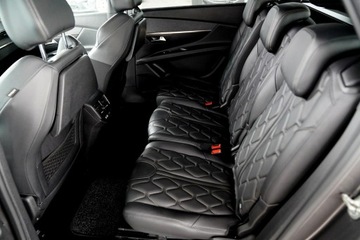 Peugeot 5008 II Crossover Facelifting 1.6 PureTech 180KM 2021 Peugeot 5008 GT kamera Skora adc Nawi PANORAMA bli, zdjęcie 18