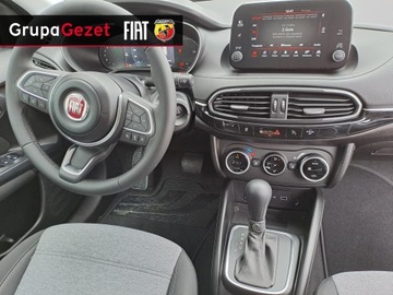 Fiat Tipo II Station Wagon Facelifting 1.5 Hybrid 130KM 2023 Fiat Tipo Kombi Seria 3-1.5 130 KM Hybrid Cross Zastępcze serwisu, zdjęcie 8