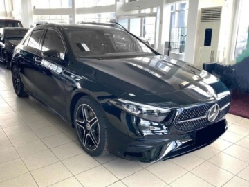 Mercedes Klasa A W177/V177 Hatchback Facelifting 2.0 220 190KM 2025 A Klasa 220 4-Matic AMG Line 2.0 (190KM) 2025, zdjęcie 1