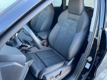 Audi Q5 II SUV Facelifting 2.0 40 TDI 204KM 2025 Audi Q5 Audi Virtual Cockpit , Adaptacyjny asystent predkosci , Reflektory, zdjęcie 25