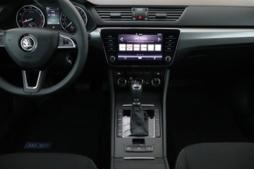 Skoda Superb III Kombi Facelifting 1.5 TSI 150KM 2020 Skoda Superb 1.5 TSI, Salon Polska, Automat, zdjęcie 11