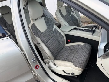 Volvo XC60 II Crossover D4 190KM 2018 VOLVO XC60 D4 POLESTAR | PANORAMA | FULL LED | FAKTURA VAT 23%, zdjęcie 22