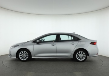 Toyota Corolla XII Sedan 1.5 VVT-i 125KM 2022 Toyota Corolla 1.5 VVT-i, Salon Polska, zdjęcie 2