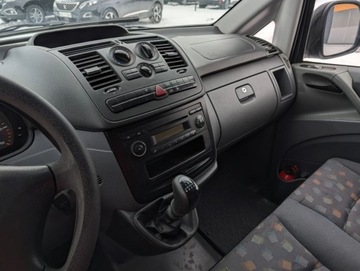 Mercedes Vito W639 Kombi 109 CDI 95KM 2008 Mercedes-Benz Vito Stan techniczny dobry 2.1 Diesel 95KM, zdjęcie 24