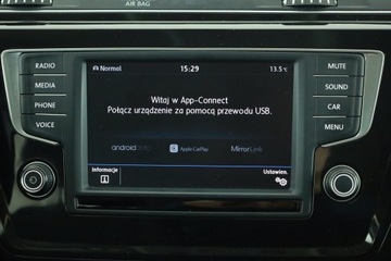 Volkswagen Touran III 1.8 TSI 180KM 2017 VW Touran 1.8 TSI, Salon Polska, Serwis ASO, zdjęcie 14