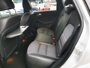 Mercedes Klasa B W246 Sports Tourer Facelifting 2.1 Electric Drive 179KM 2016 MERCEDES B Electric Drive 250 e, Bezwypadkowy, Przebieg 63857km, zdjęcie 19
