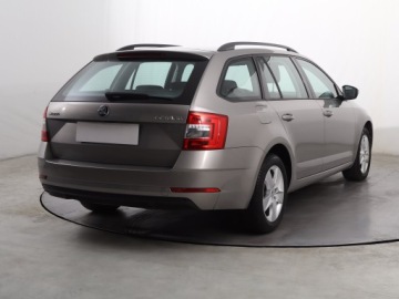 Skoda Octavia III Kombi Facelifting 1.5 TSI ACT 150KM 2019 Skoda Octavia 1.5 TSI, Salon Polska, Serwis ASO, zdjęcie 4