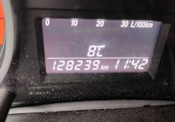 Suzuki SX4 I Hatchback Facelifting 1.6 VVT 120KM 2012 Suzuki SX4 I rej 2013r, 1.6 Benzyna. Uszkodzony. Poobijany. Jezdzi. 1.6, zdjęcie 11