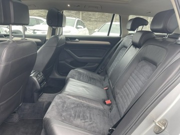 Volkswagen Passat B8 Variant 2.0 TDI BlueMotion SCR 190KM 2016 Volkswagen Passat Highline Automat Podgrzewanie, zdjęcie 9