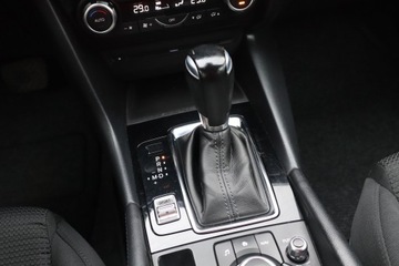 Mazda 3 III Hatchback Facelifting 2.0 SKYACTIV-G 120KM 2017 Mazda 3 2.0 Skyactiv-G, Automat, Navi, Klima, zdjęcie 12