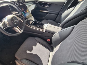 Mercedes GLC C254/X254 2025 GLC 200 d 4-Matic Avantgarde 2.0 (163KM) 2025, zdjęcie 4
