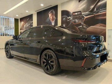 BMW Seria 7 G70 Sedan 3.0 40d 299KM 2025 BMW Seria 7 740d xDrive Sport Sedan 3.0 (299KM) 2025, zdjęcie 2