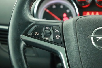 Opel Zafira C Tourer 2.0 CDTi 170KM 2016 Opel Zafira 2.0 CDTI, 167 KM, Navi, Klima, zdjęcie 16