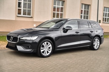 Volvo V60 II  Kombi 2.0 D3 150KM 2019 V60 SKÓRZANA TAPICERKA PODGRZEWANE FOTELE EL. KLAPA FULL LED VIRTUAL, zdjęcie 8