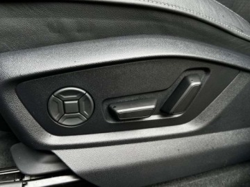 Audi Q8 SUV 3.0 45 TDI 231KM 2024 Audi Q8 VAT23 S line Gwarancja Lasery Dociagi BangOlufsen 3.0, zdjęcie 17