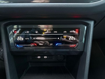 Volkswagen Tiguan II SUV Facelifting 2.0 TSI 190KM 2021 Volkswagen Tiguan Elegance 2.0 TSI 190KM,Virtual Cocpit,4x4,Salon PL,FAV 2, zdjęcie 34