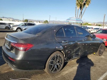 Mercedes Klasa E W213 2021 Mercedes-Benz Klasa E 350, 2021r., 2.0L 2.0 Benzyna 255KM, zdjęcie 3