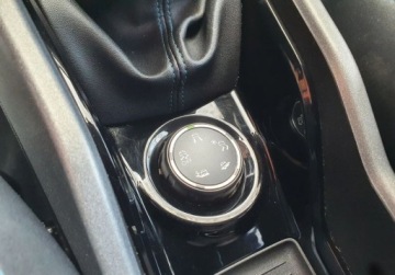 Peugeot 2008 I SUV 1.2 PureTech 110KM 2015 Peugeot 2008 Urban Cross LED Nawigacja GetHelp 1.2 Benzyna 110KM, zdjęcie 14