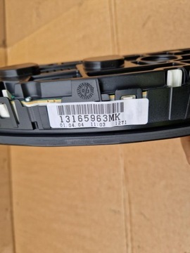 BUDÍK LICZNIK13165963 SIGNUM OPEL VECTRA C 2.2