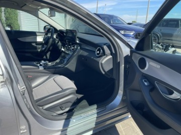Mercedes Klasa C W205 Limuzyna 220 BlueTEC 170KM 2016 Mercedes C 220 Automat 4Matic Skóra Kamera, zdjęcie 7