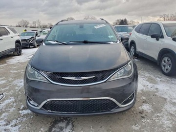 Chrysler Pacifica II 2018 Chrysler Pacifica Touring L Plus 2018 3.6 Benzyna 287KM, zdjęcie 5