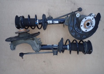 DW OCTAVIA 3 MCPERSON PRAWA STRONA 5Q0413031EP