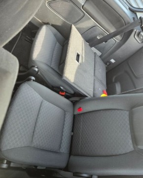 Ford Galaxy III Van 2.0 Duratec Flexifuel 145KM 2010 Ford Galaxy Sprowadzony Zarejestrowany. 2.0 Benzyna 145KM, zdjęcie 5