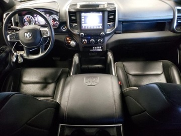  RAM 1500 2020, 5.7L, 4x4, LARAMIE, od ubezpieczalni 5.7 Benzyna 395KM, zdjęcie 6