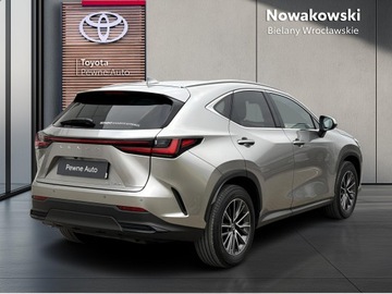 Lexus NX II SUV 350h 242KM 2022 Lexus NX 350h Prestige AWD II (2021-) 350h Prestig, zdjęcie 28