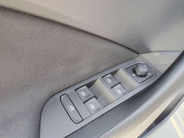 Skoda Scala Hatchback 1.0 TSI 110KM 2020 Skoda Scala Salon Polska Kamera Podgrzewane fotele Benzyna 110KM, zdjęcie 8