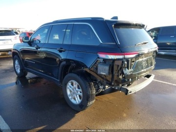 Jeep Grand Cherokee V 2024 Jeep Grand Cherokee Laredo 2024 3.6l 3.6 Benzyna 293KM, zdjęcie 3