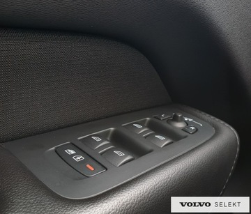 Volvo XC60 II 2020 Volvo XC 60 T8 AWD Plug-In Hybrid Momentum Pro 303, zdjęcie 23