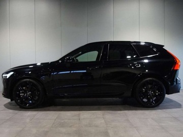 Volvo XC60 II 2025 VOLVO XC60 B5 AWD Ultra Black Edition Suv 2.0 (264KM) 2025, zdjęcie 1